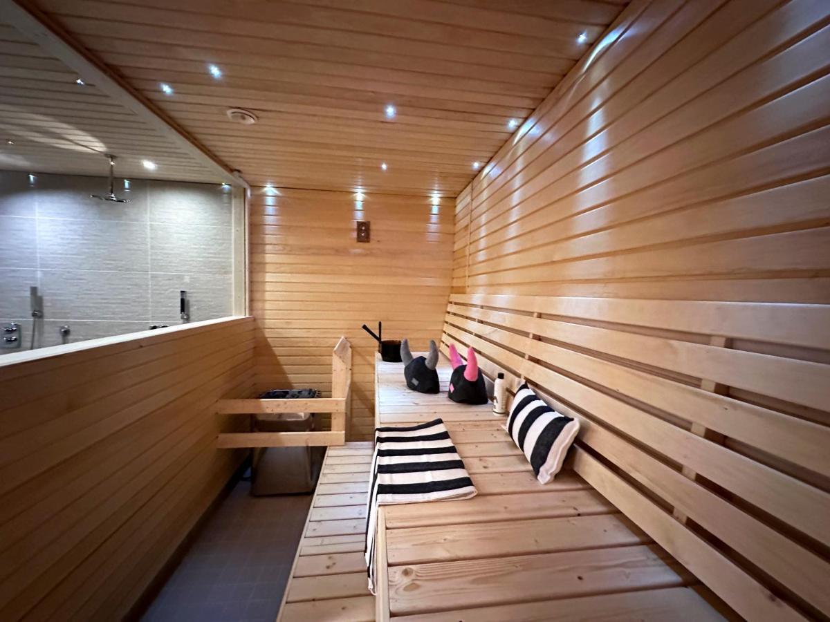 Linnunvilla With Sauna Rovaniemi Kültér fotó